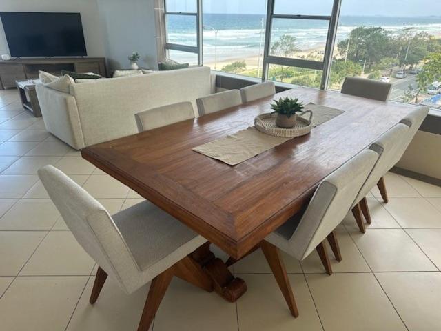 Apartment Absolute Beachfront In Paradise Gold Coast