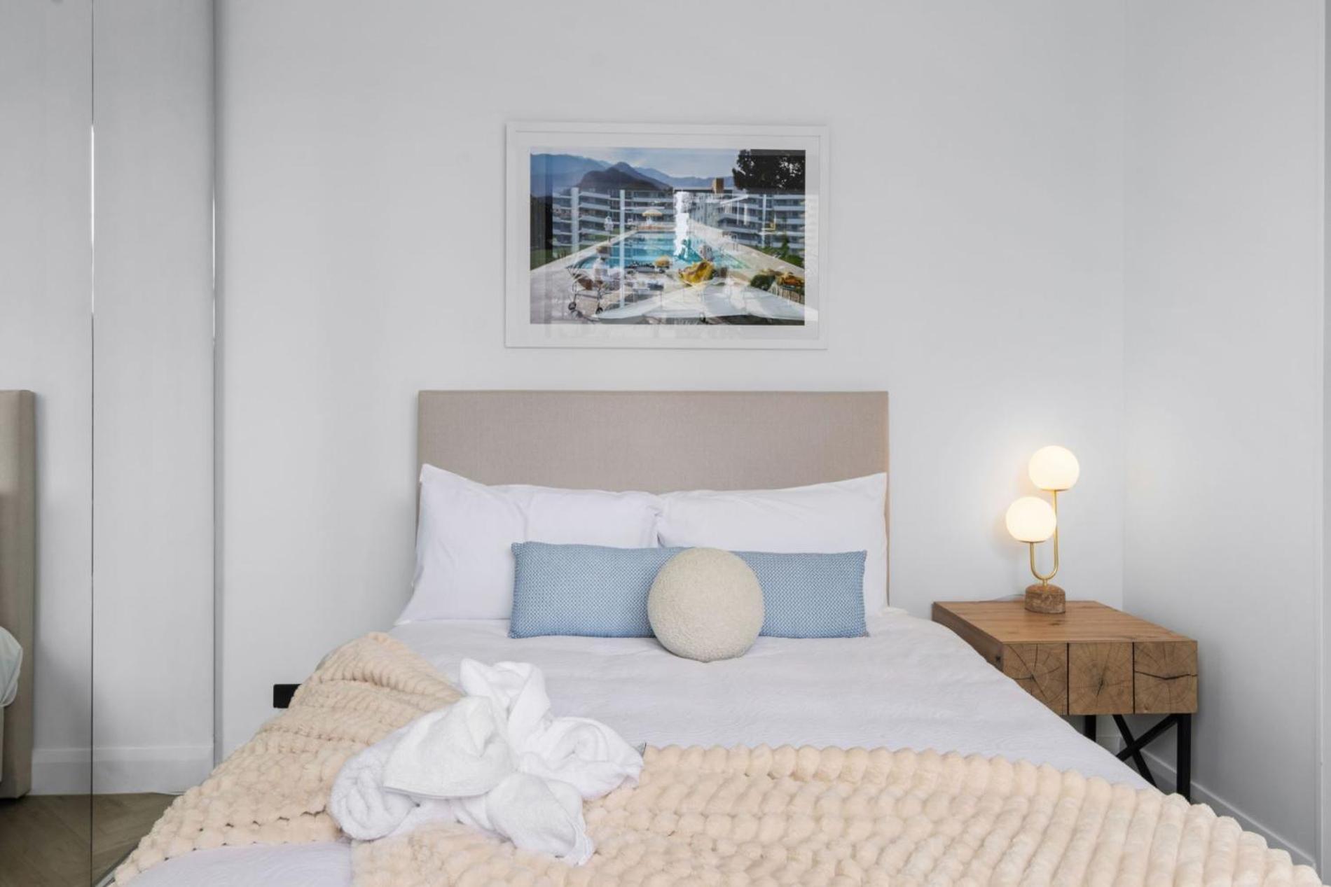 Luxury Broadbeach Escape With A Private Courtyard