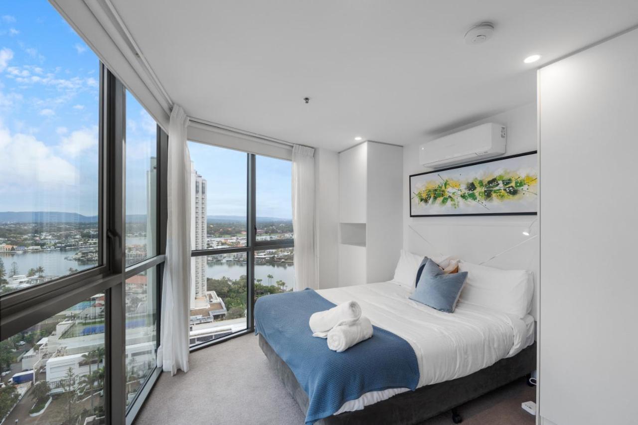 The Beachfront - 22f Skyline And Ocean View With View Pool Gym Sauna Apartment *