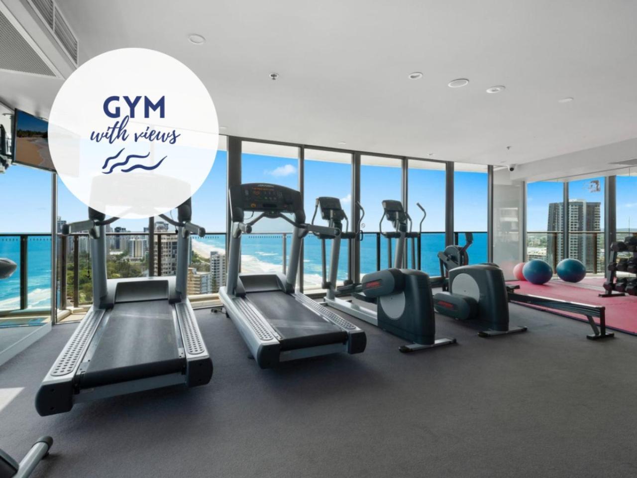 The Beachfront - 22f Skyline And Ocean View With View Pool Gym Sauna *