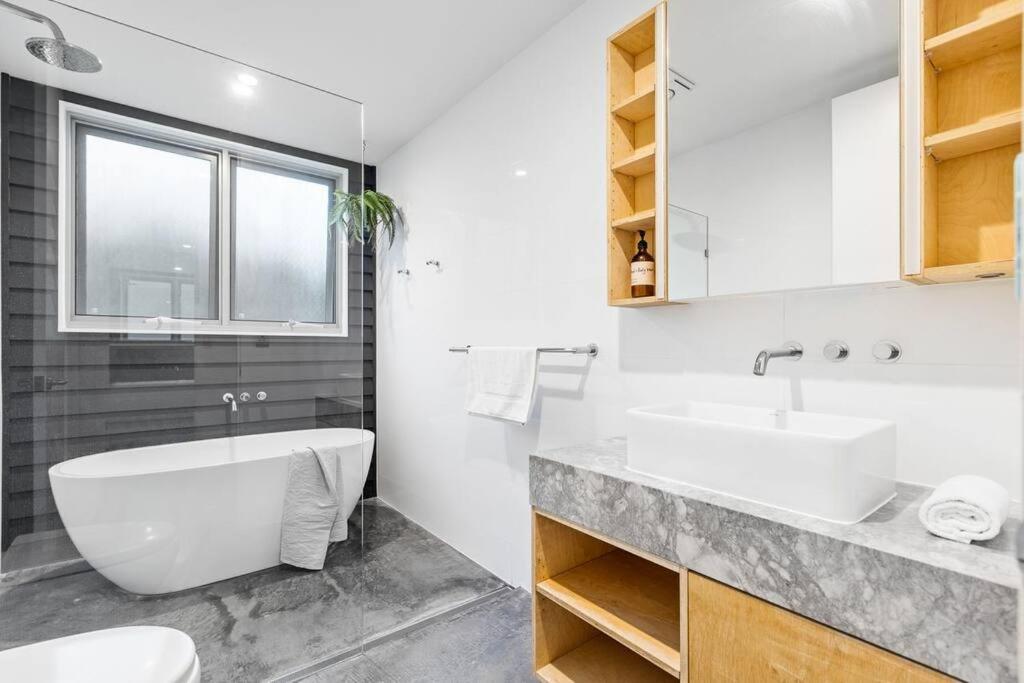 Holiday home Daybreak At Currumbin *