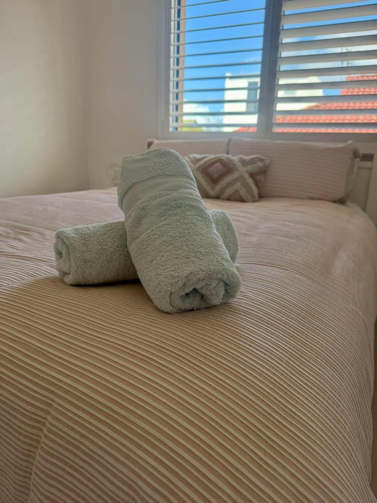 Apartment Seascape Ocean View Serenity Gold Coast