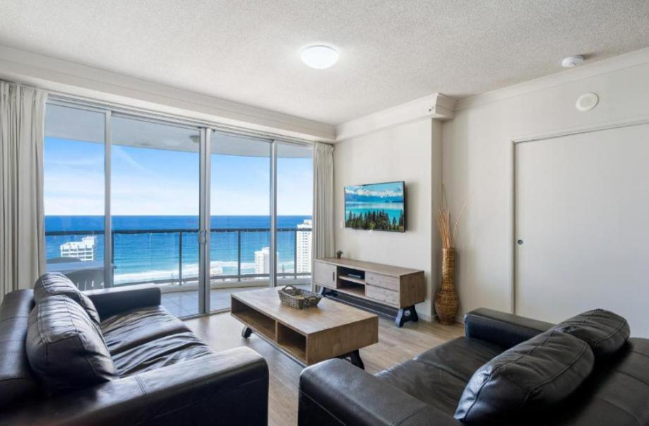 2-bedroom In Chevron Renaissance Apartment *