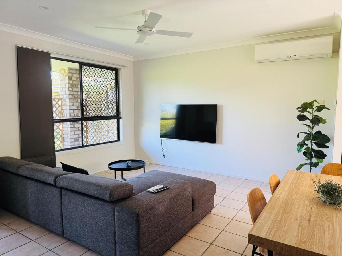 2 Bedroom Granny Flat In Nerang With Shared Pool Apartment