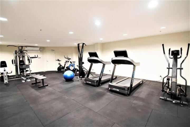 255 Sqm 3 Bedroom River Ocean View Surfers Paradise Gold Coast