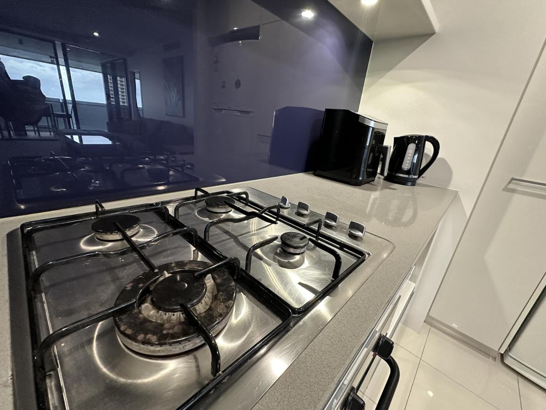 Beachview Surfers 2bd Lux