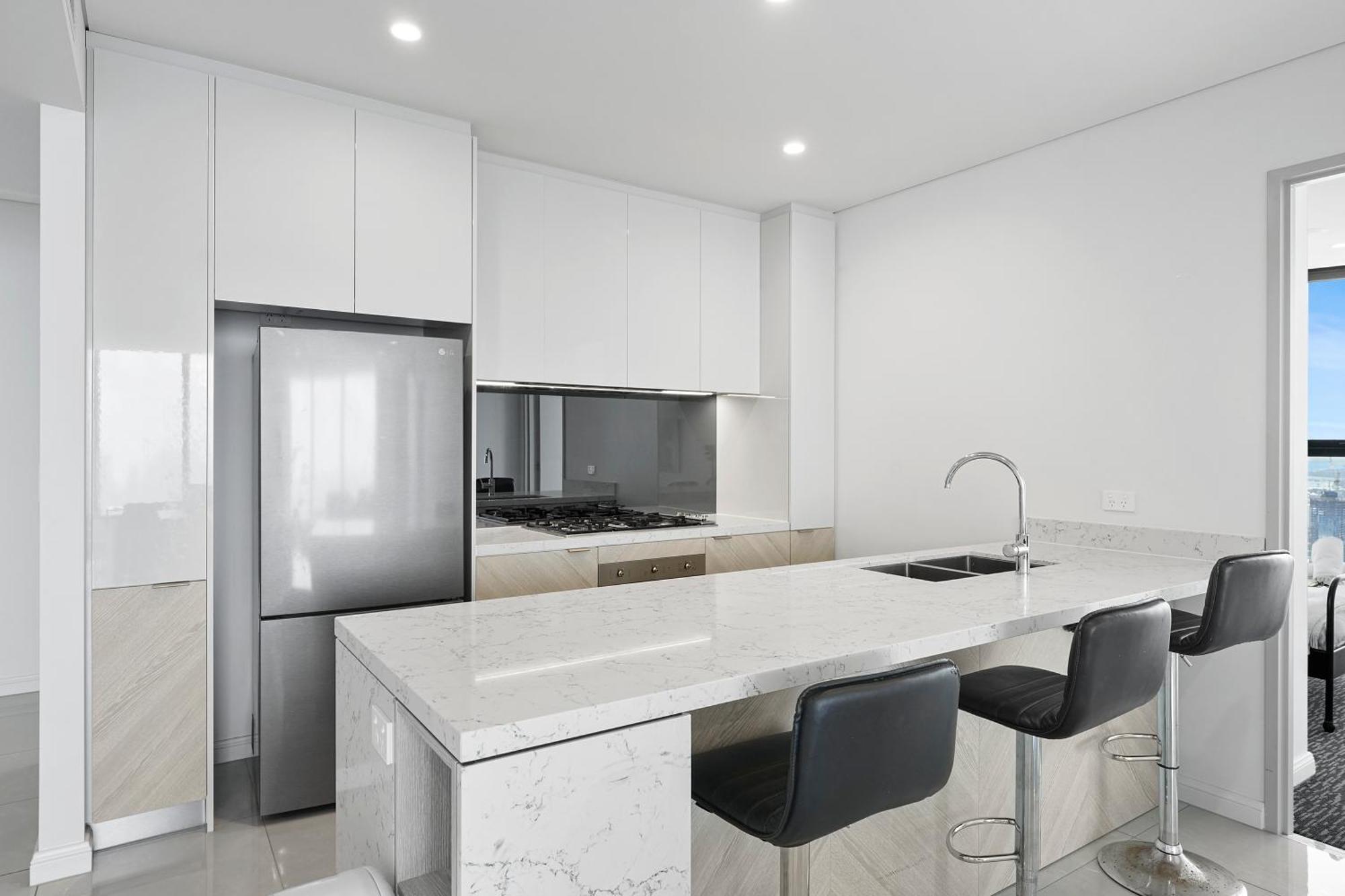 Sky-high Sanctuary Surfers Paradise