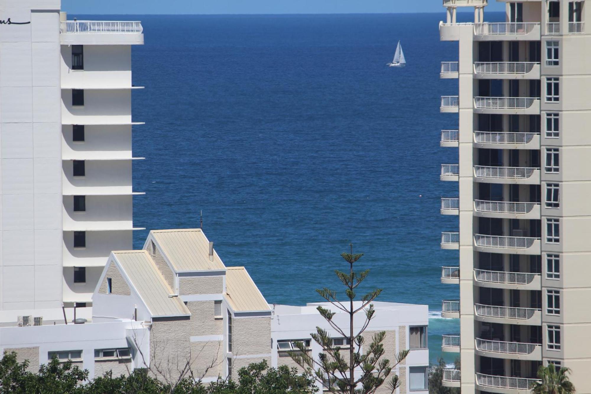 255 Sqm 3 Bedroom River Ocean View Surfers Paradise Gold Coast