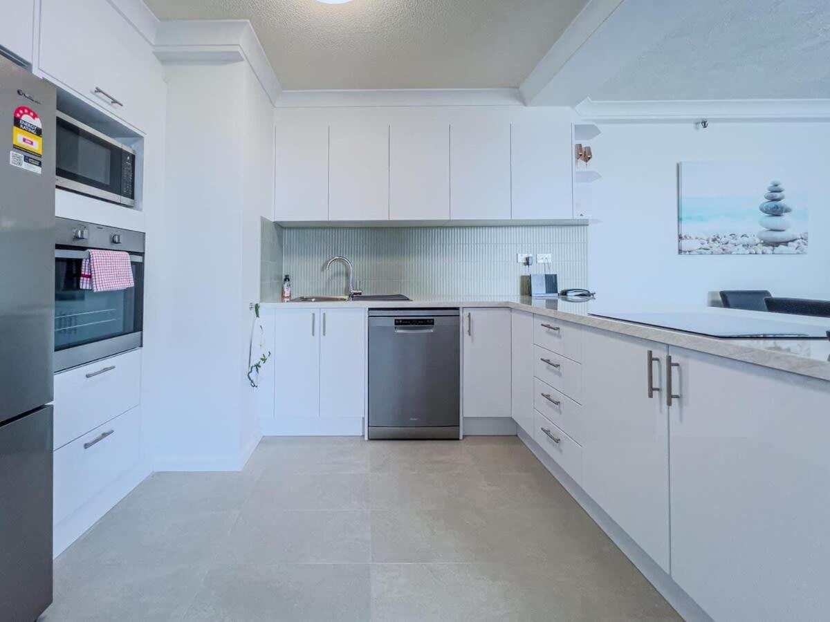 Seabreeze Luxe Apartment