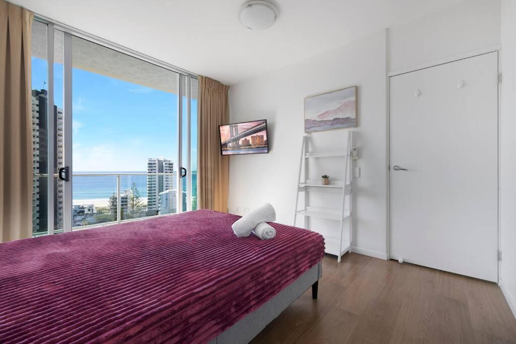 Mantra High Floor Front Apartment
