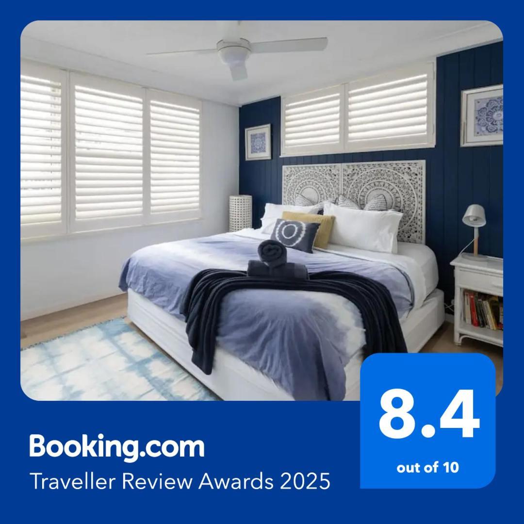 Apartment Beachy, Bright, And The Location On The Gc!