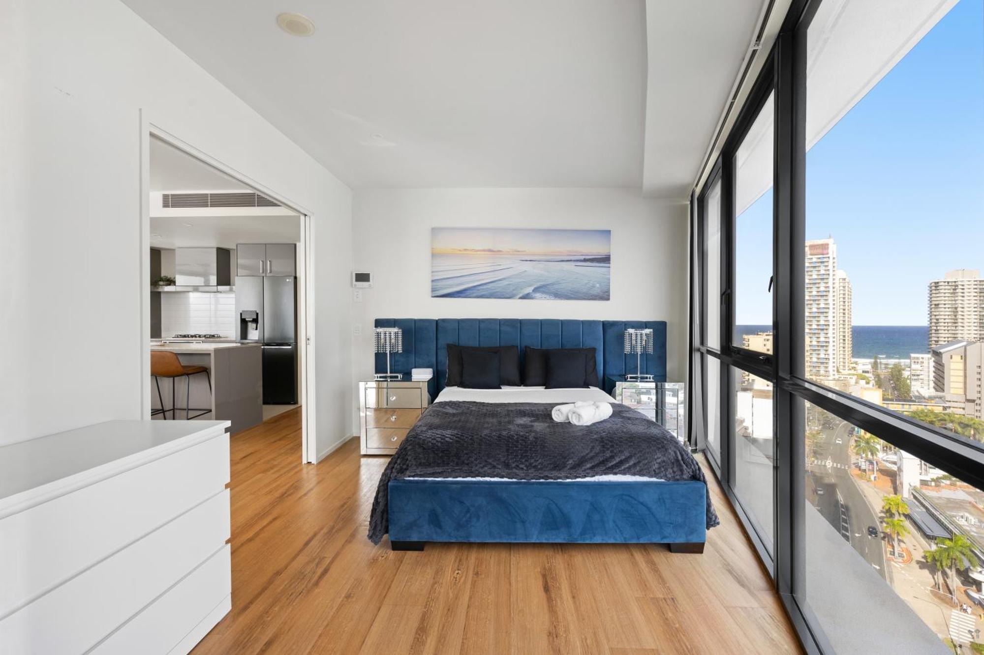 Surfers Paradise Stunning Getaway With Ocean And River Views * Gold Coast