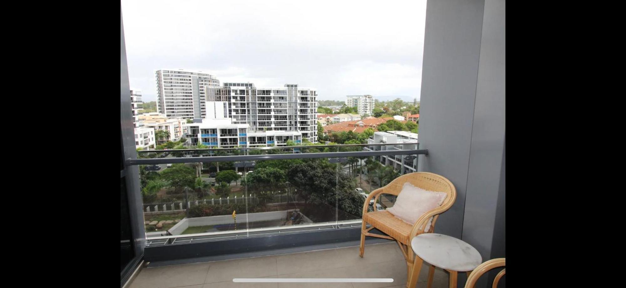 Apartment Cozy 1-bedroom Unit In The Heart Of The