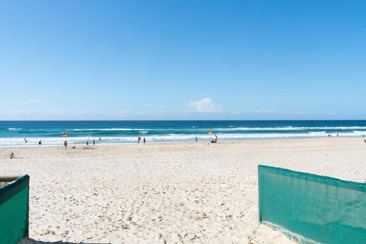 Modern Dual-key In The Heart Of Gc Apartment Gold Coast