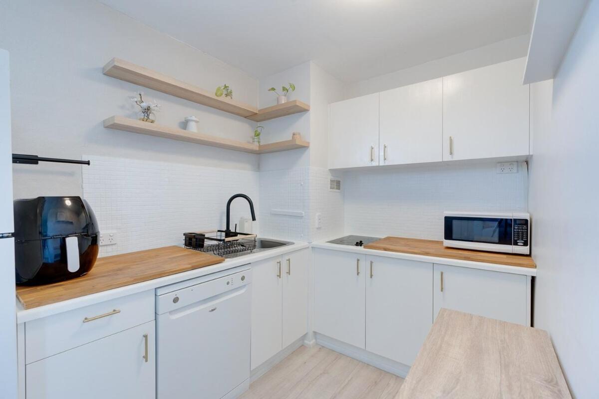 Modern Dual-key In The Heart Of Gc Gold Coast