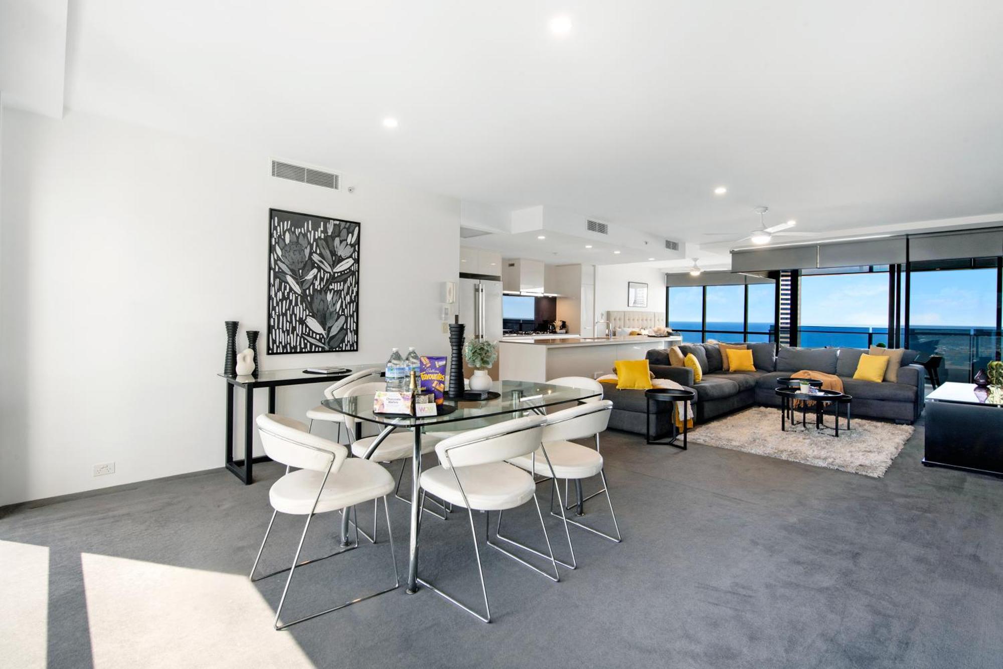 Circle On Cavill - Self Contained, Privately Managed Apartment Gold Coast
