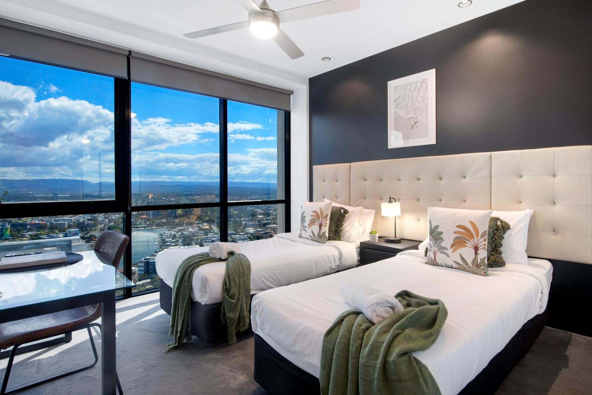 Circle On Cavill - Self Contained, Privately Managed Apartment Gold Coast