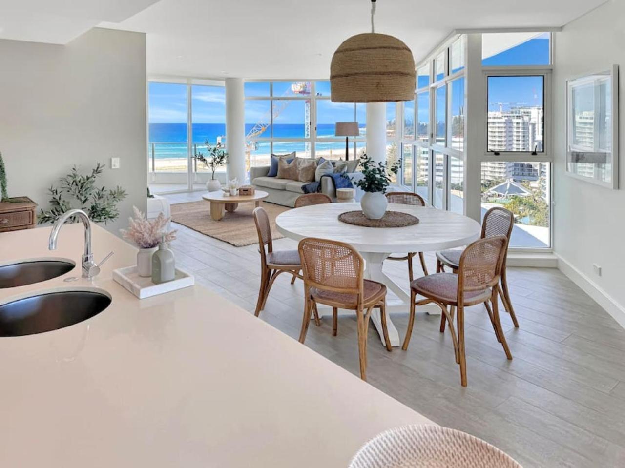 Kirra Penthouse With Private Roof Terrace Apartment Gold Coast