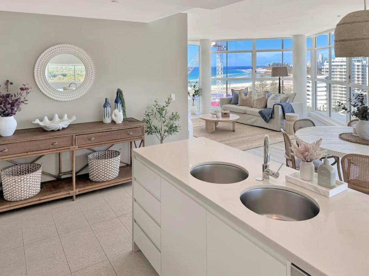 Apartment Kirra Penthouse With Private Roof Terrace Gold Coast