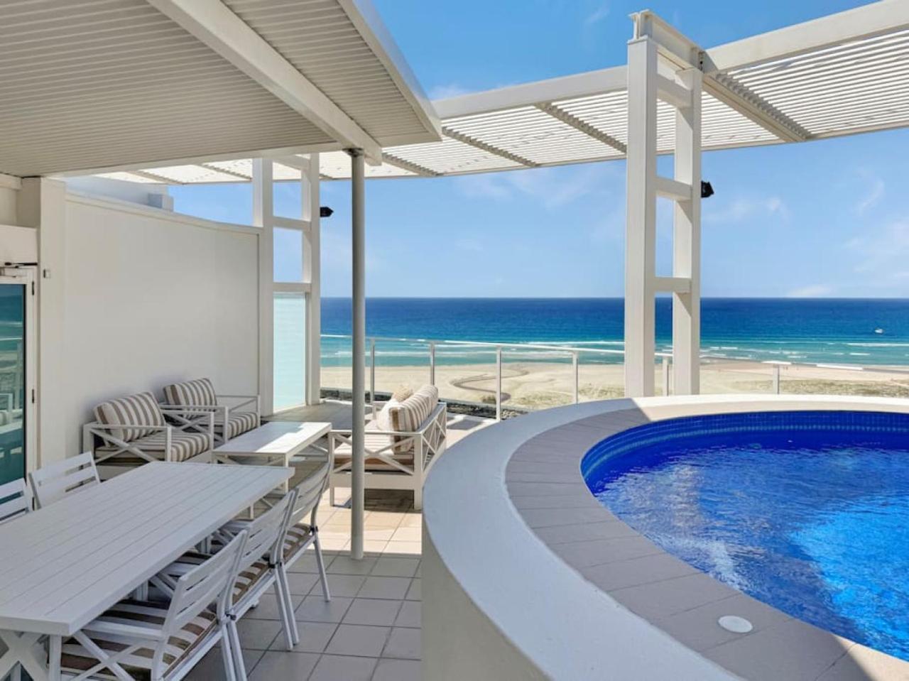 Kirra Penthouse With Private Roof Terrace * Gold Coast