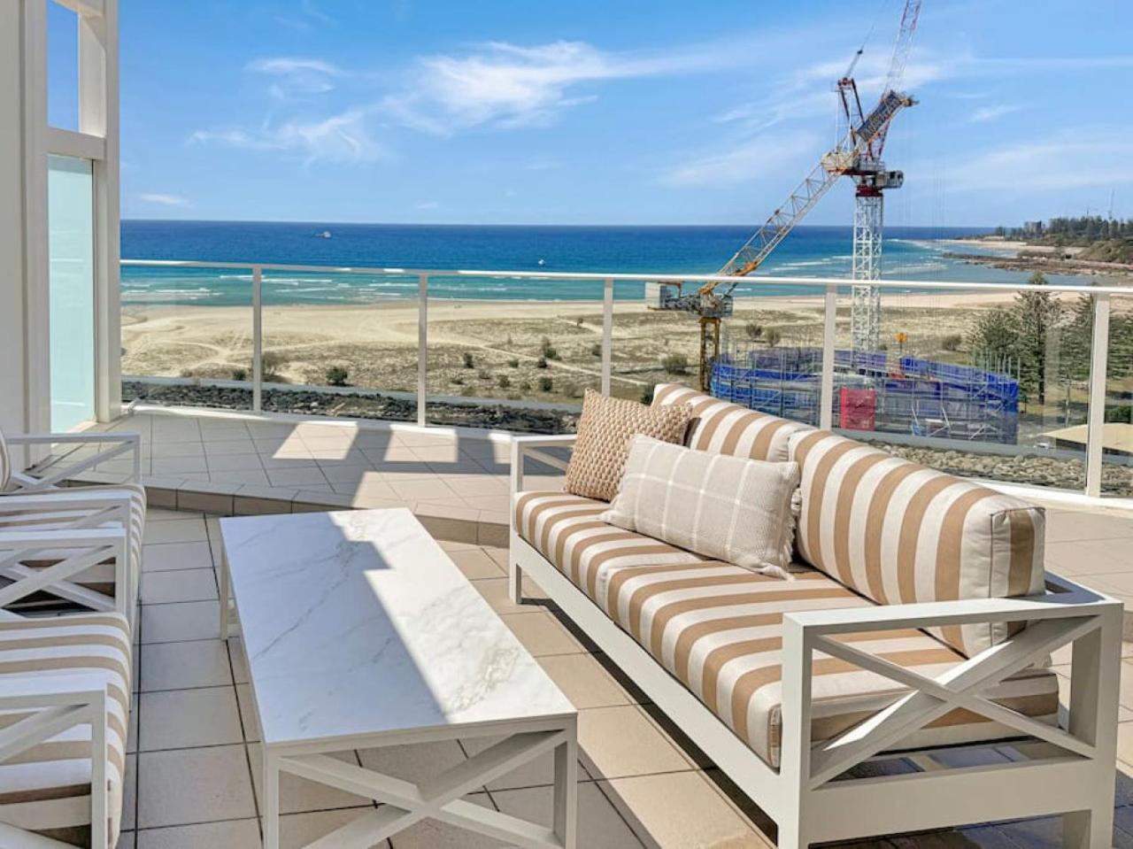 Kirra Penthouse With Private Roof Terrace * Gold Coast