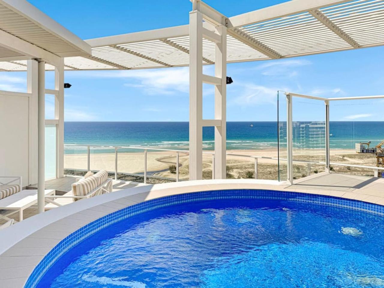 Kirra Penthouse With Private Roof Terrace * Gold Coast