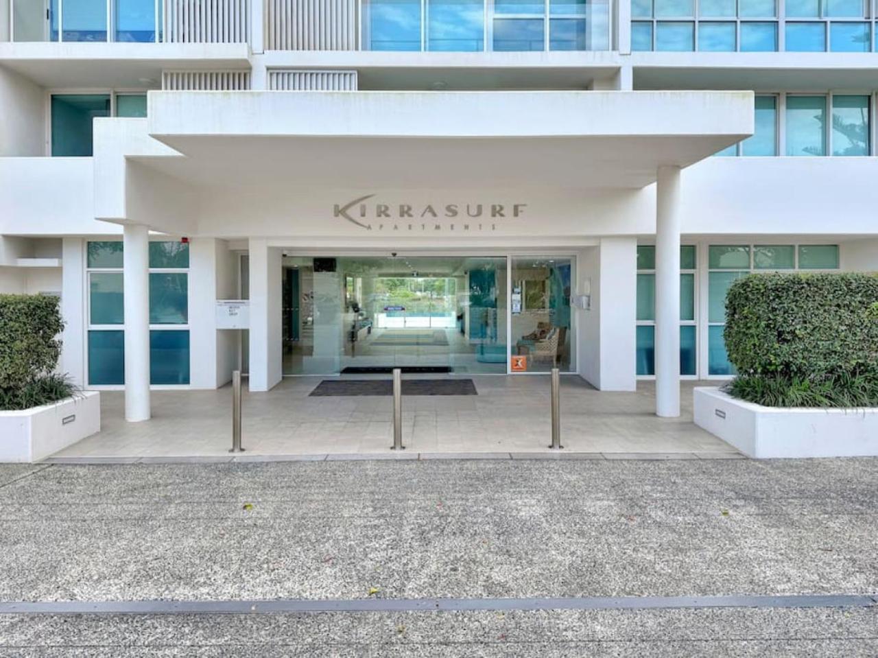 Kirra Penthouse With Private Roof Terrace
