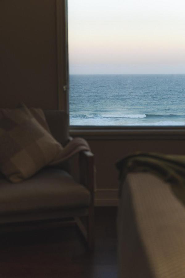 Apartment The Hamptons - Ultimate Six Star Beachfront Experience With Parking & Pool