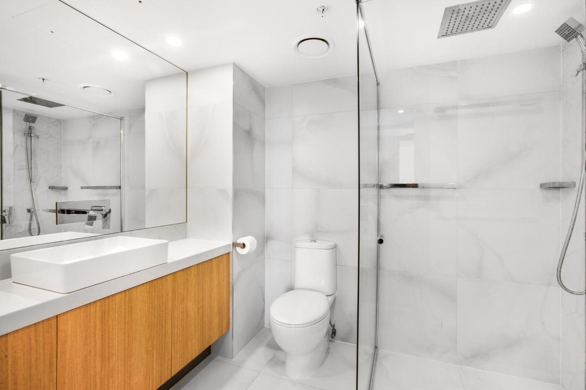Chevron Renaissance 2 Bed By Vaun
