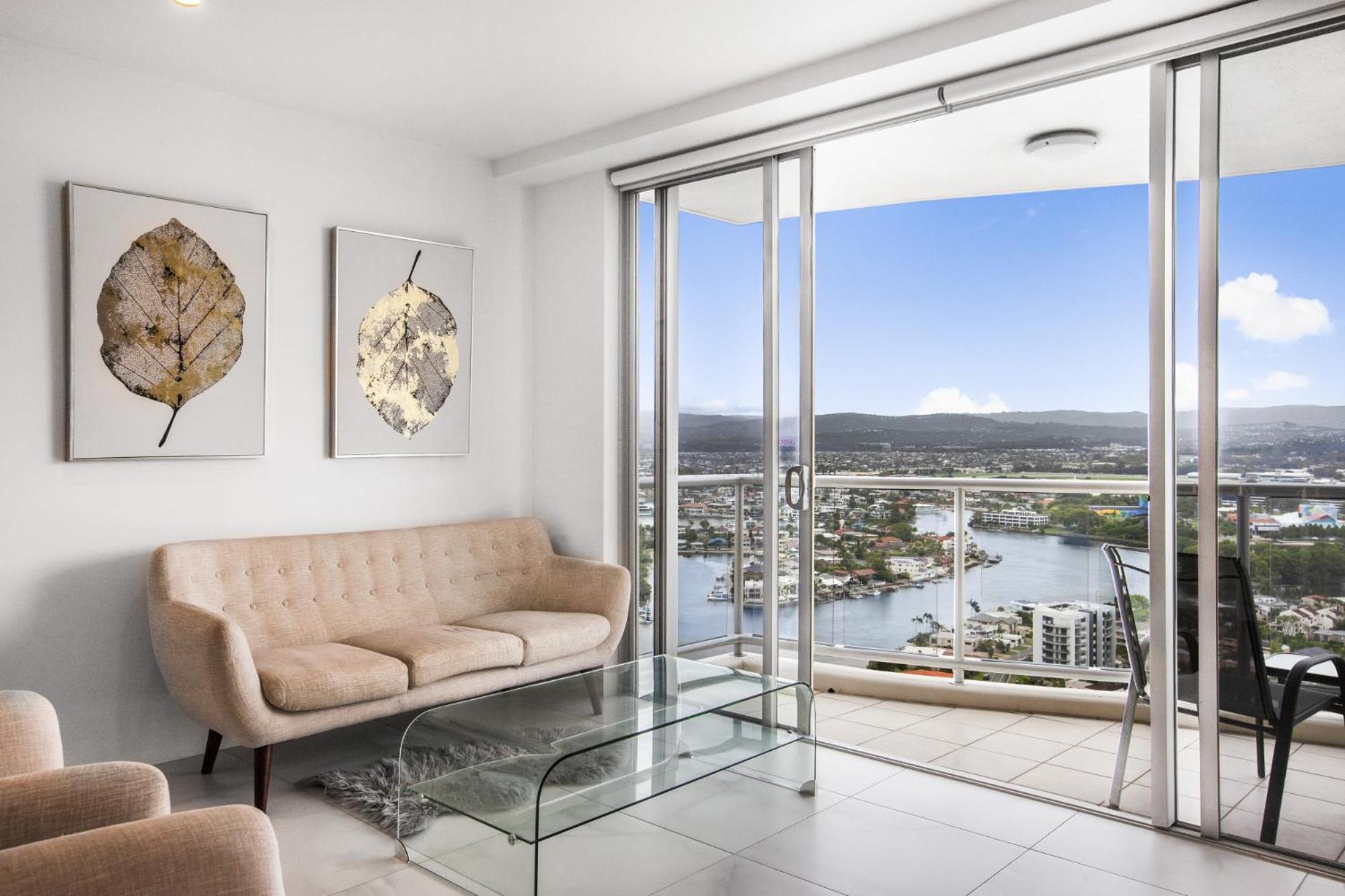Apartment Chevron Renaissance 2 Bed By Vaun *