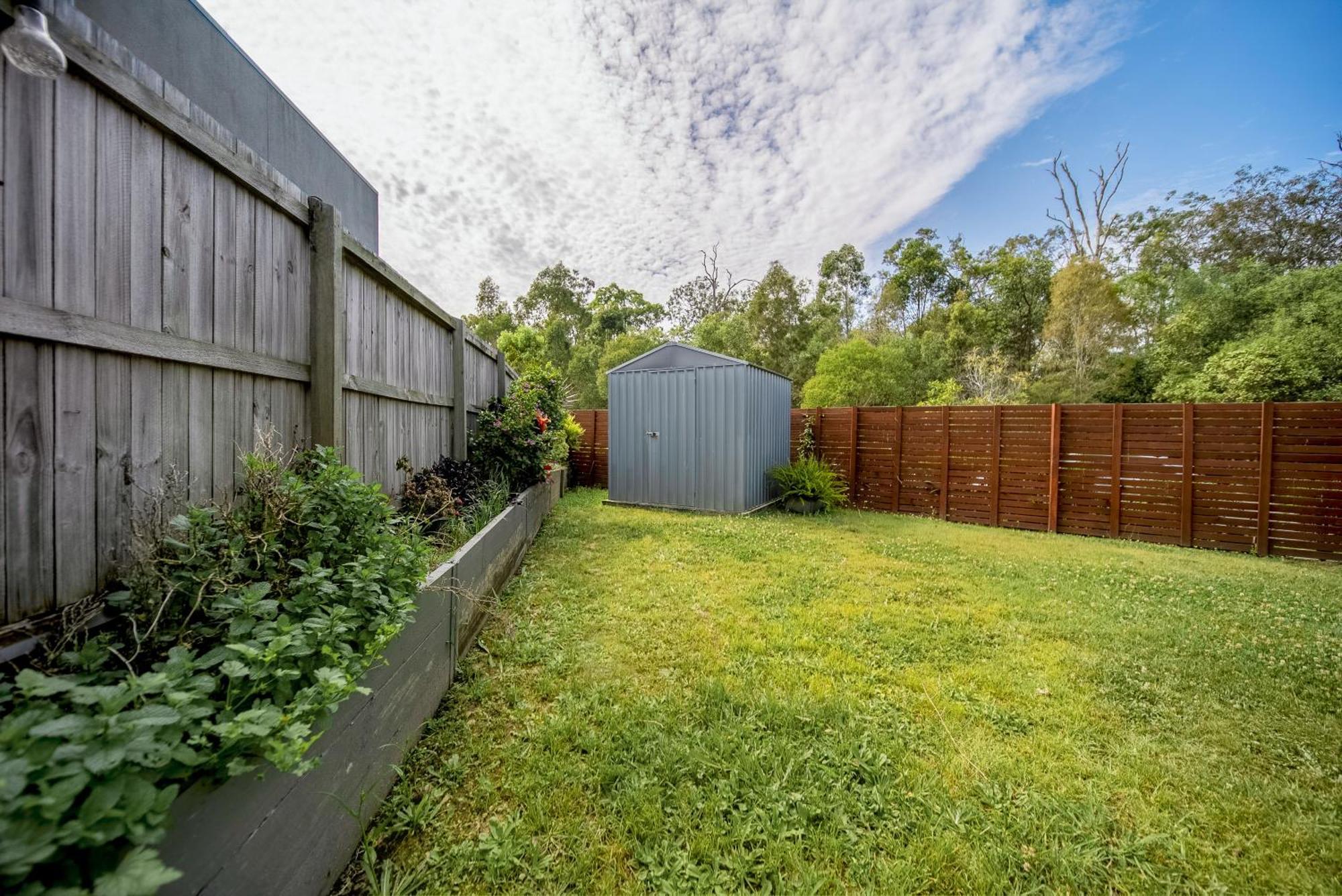 Holiday home Comfy Coomera Duplex 1 - Fully Furnished Home, Private & Peaceful, Secure Garage & Free Wifi