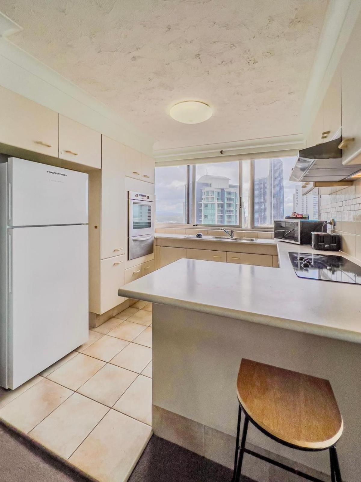 Apartment Above It 21st Floor! Gold Coast