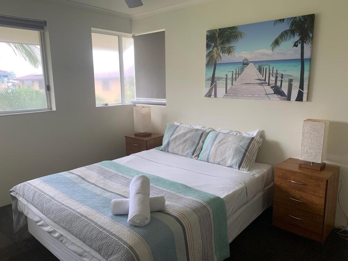 Gorgeous 4 Bed Beachside - Diamond *