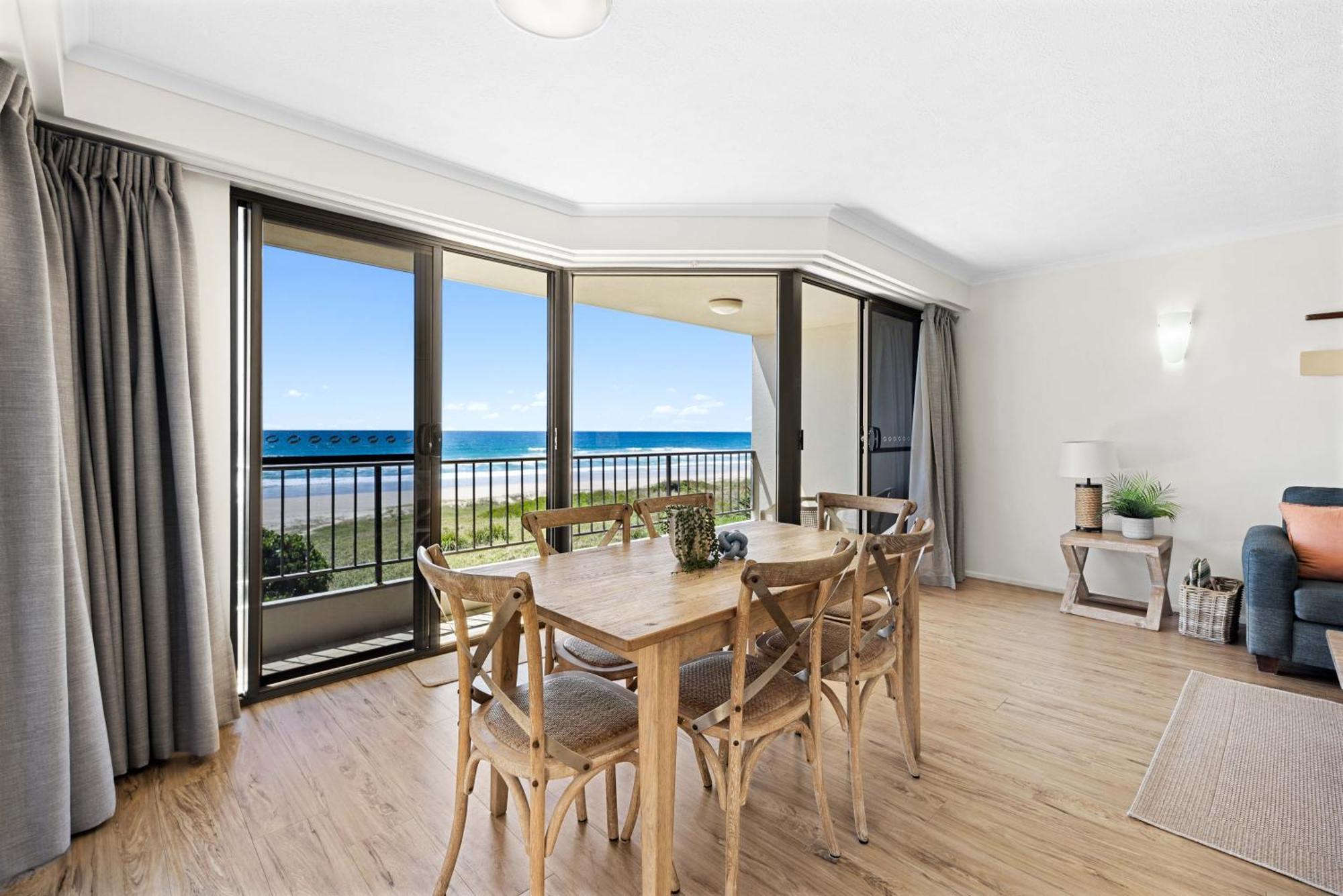 Surfside Court - Hosted By Burleigh Letting Apartment *