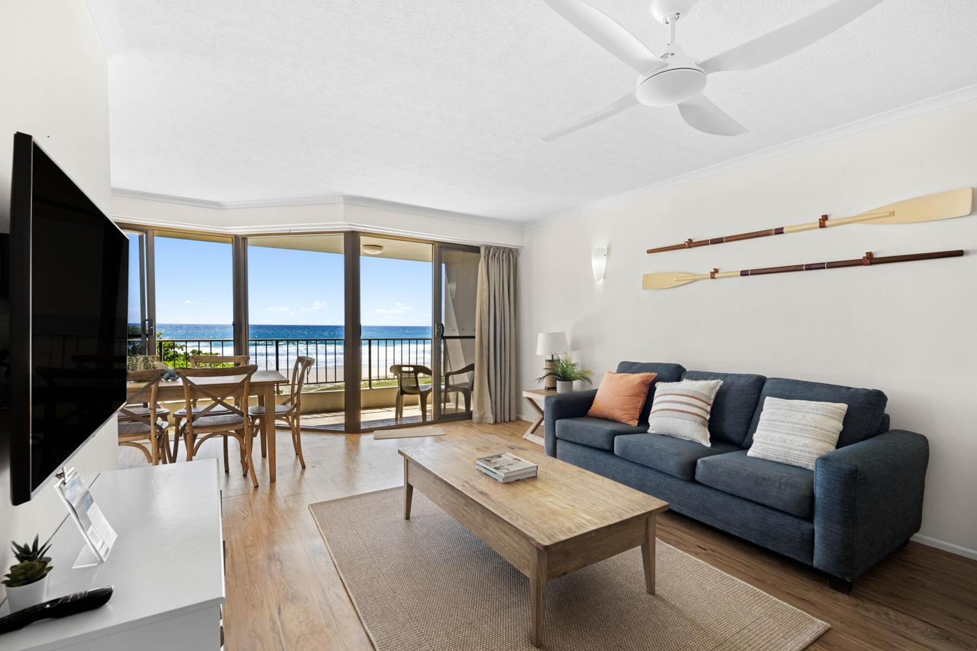 Apartment Surfside Court - Hosted By Burleigh Letting *