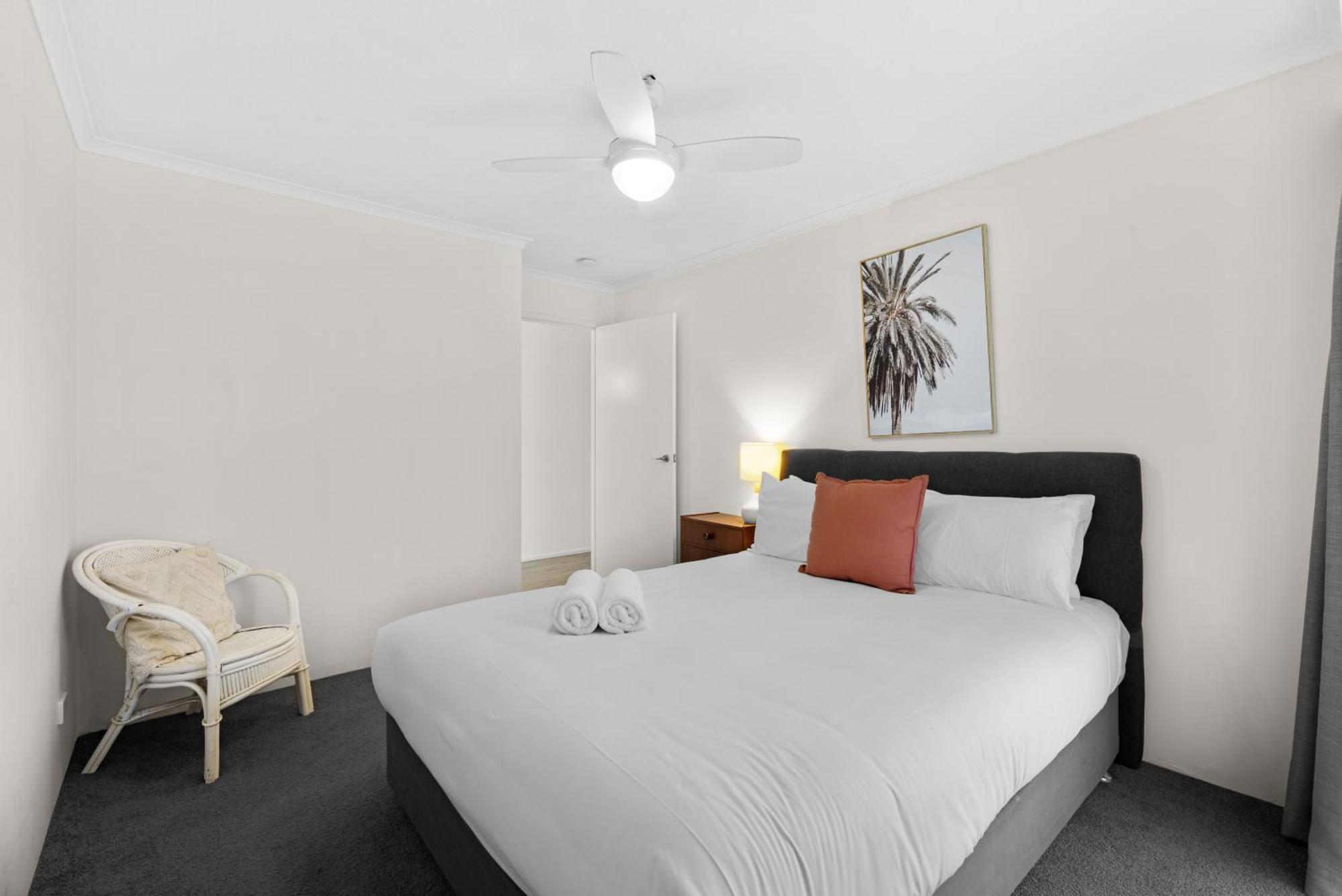 Surfside Court - Hosted By Burleigh Letting Apartment