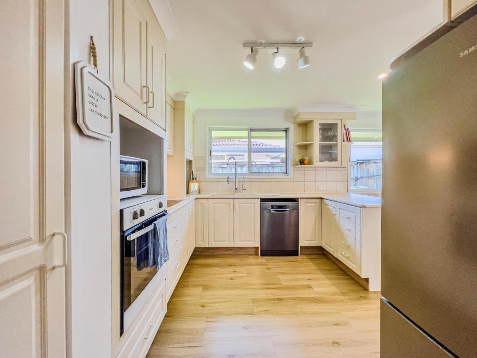 Holiday home Family Paradise House
