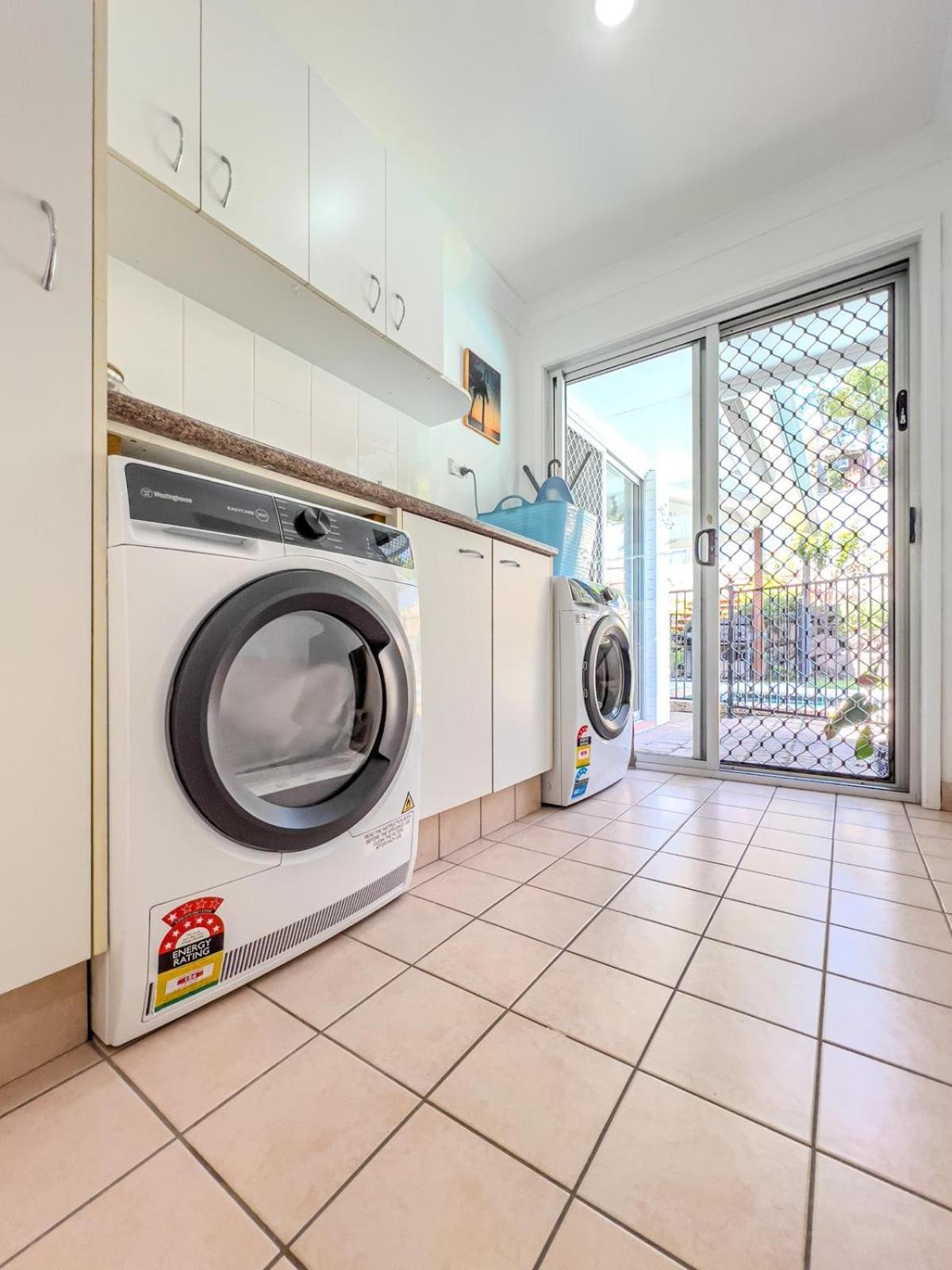 Family Paradise House * Gold Coast