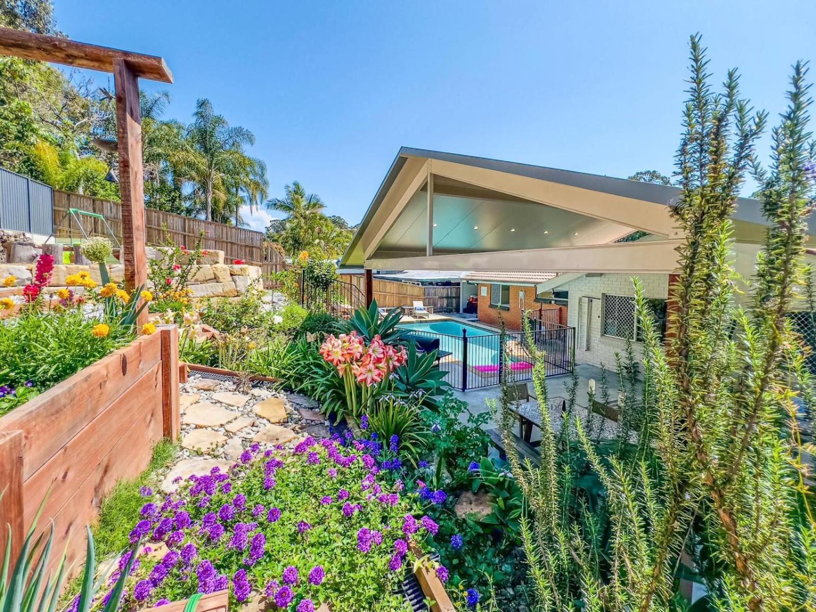 Family Paradise House