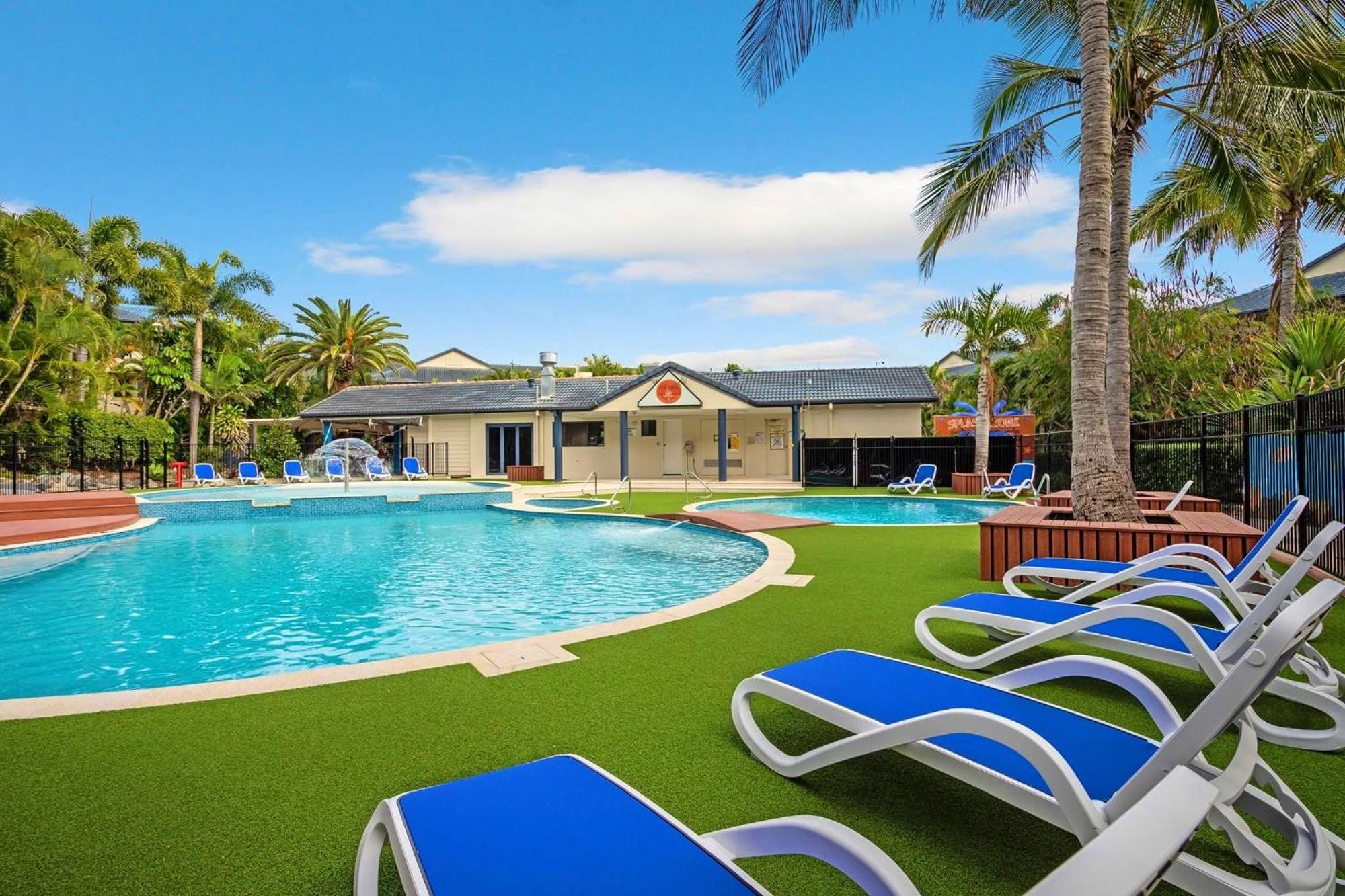 Luxe Escape & Family Attractions *