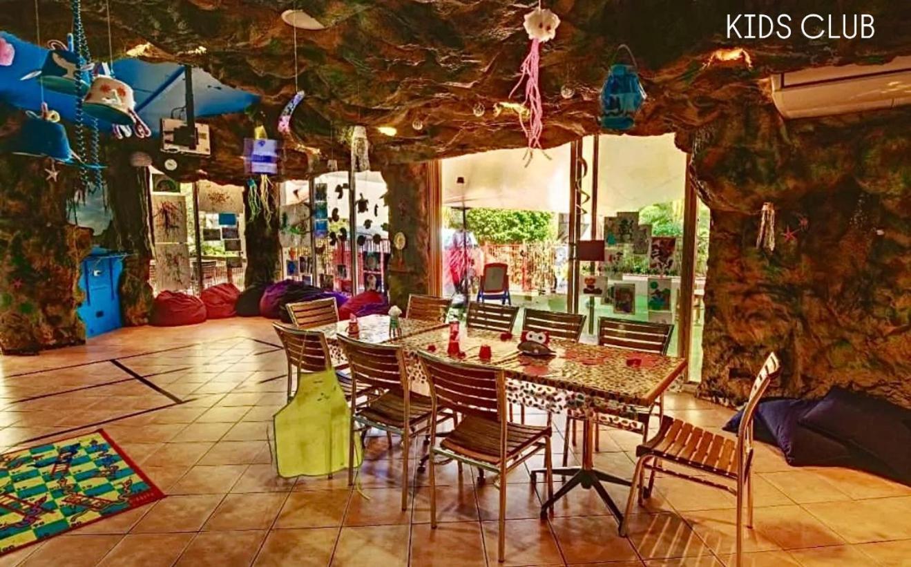 Luxe Escape & Family Attractions
