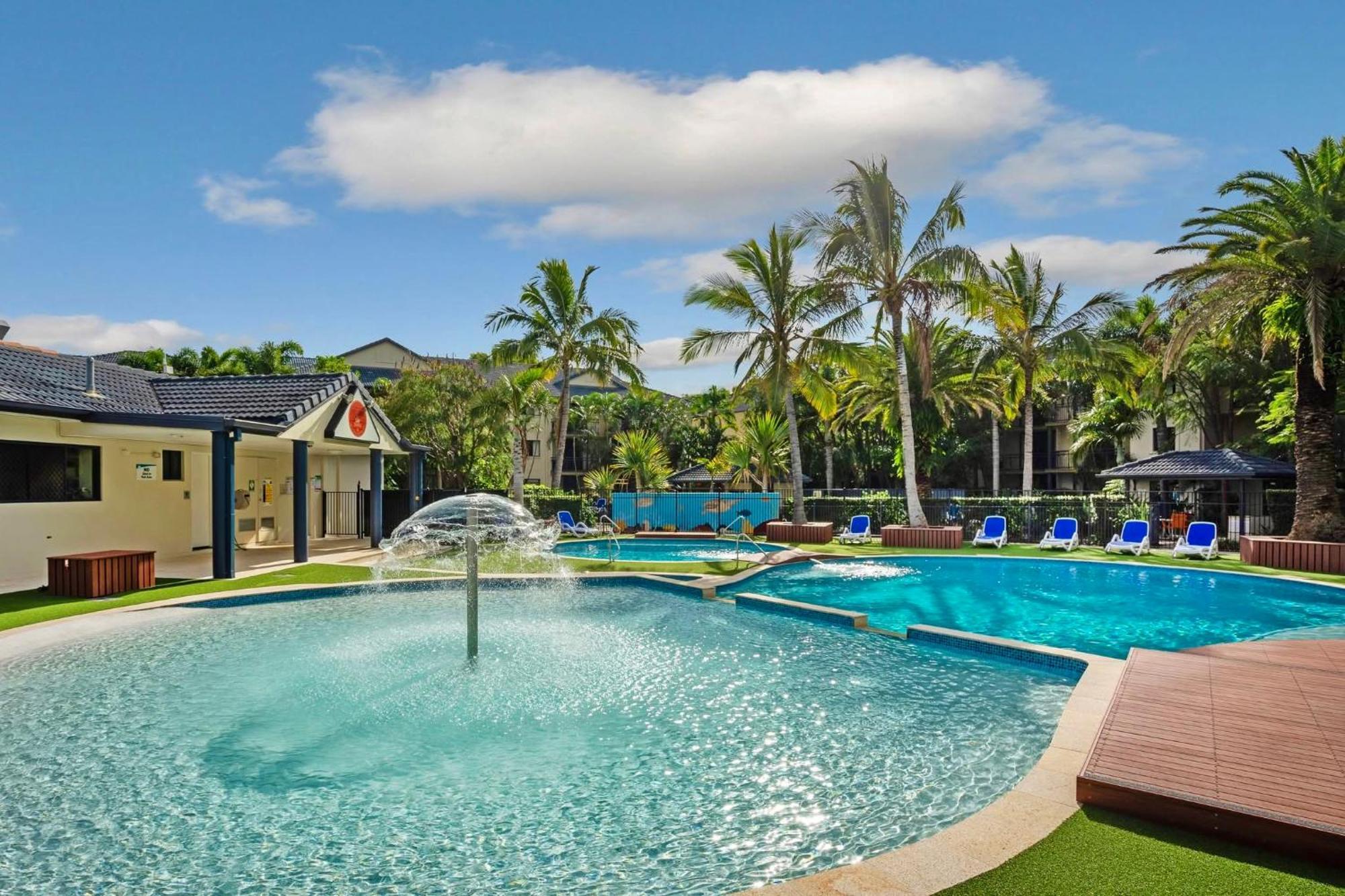 Luxe Escape & Family Attractions Gold Coast