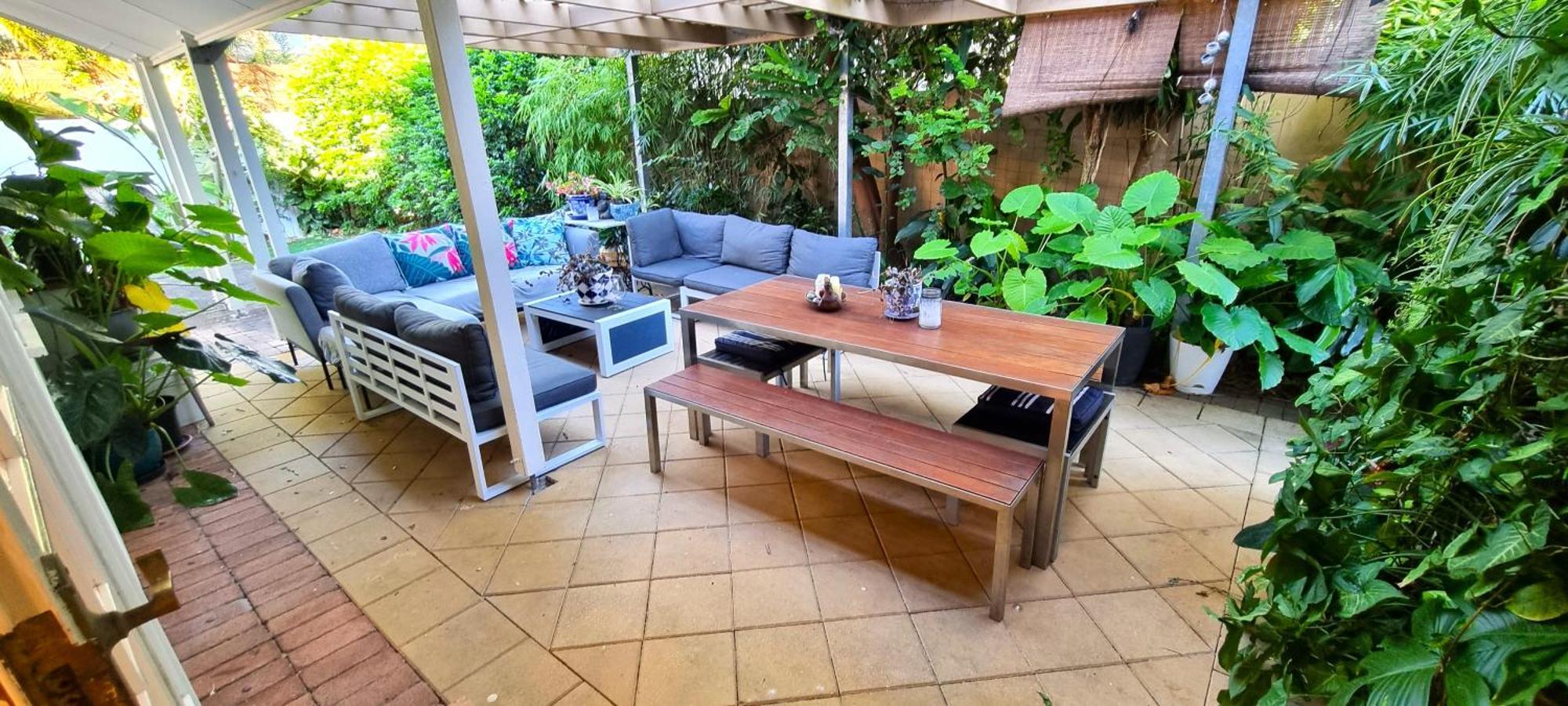 Fab 4brm With Pool A 18 Min Walk To Gold Coast