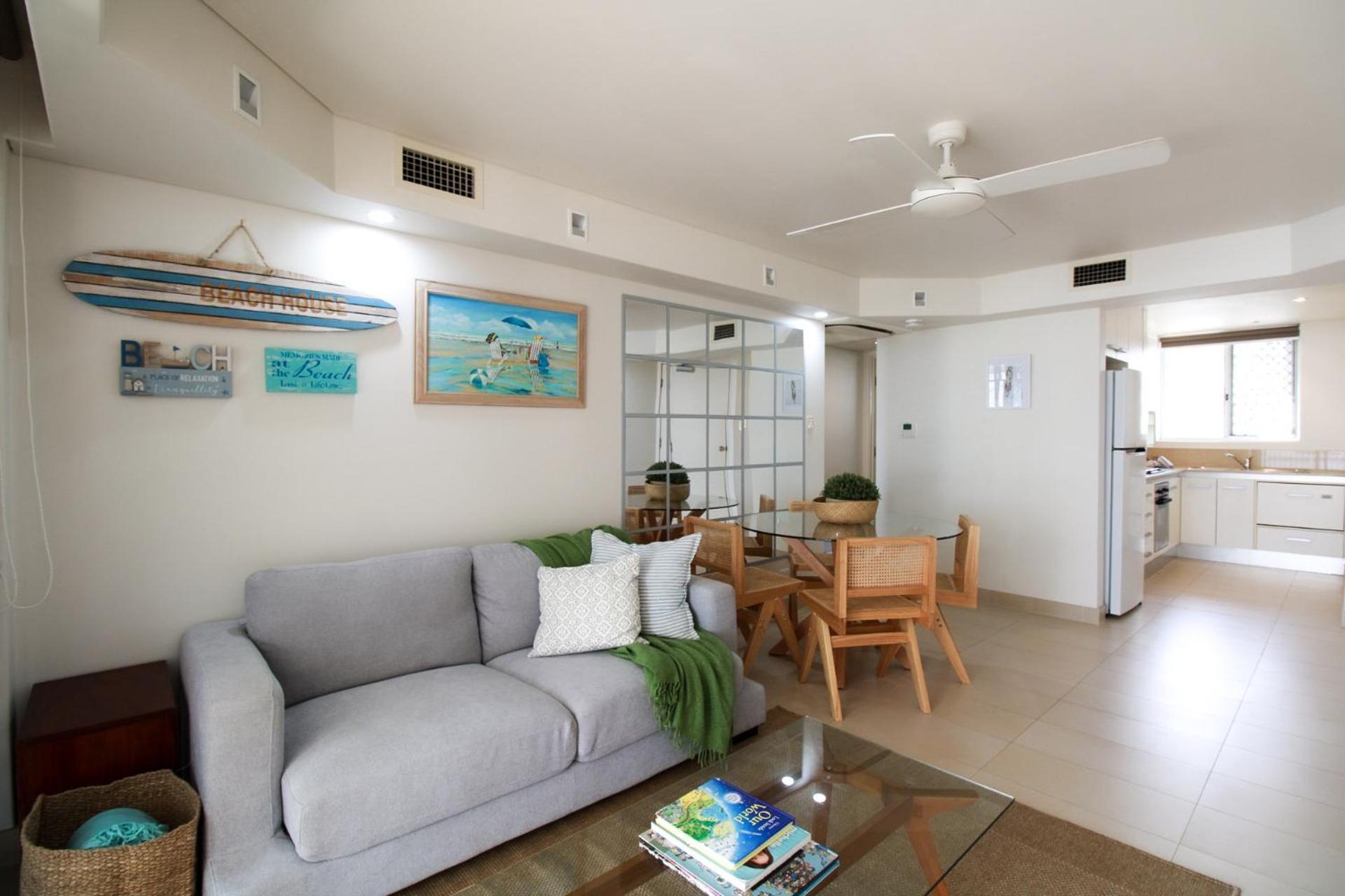 Apartment Beachfront Escape In Coolangatta *