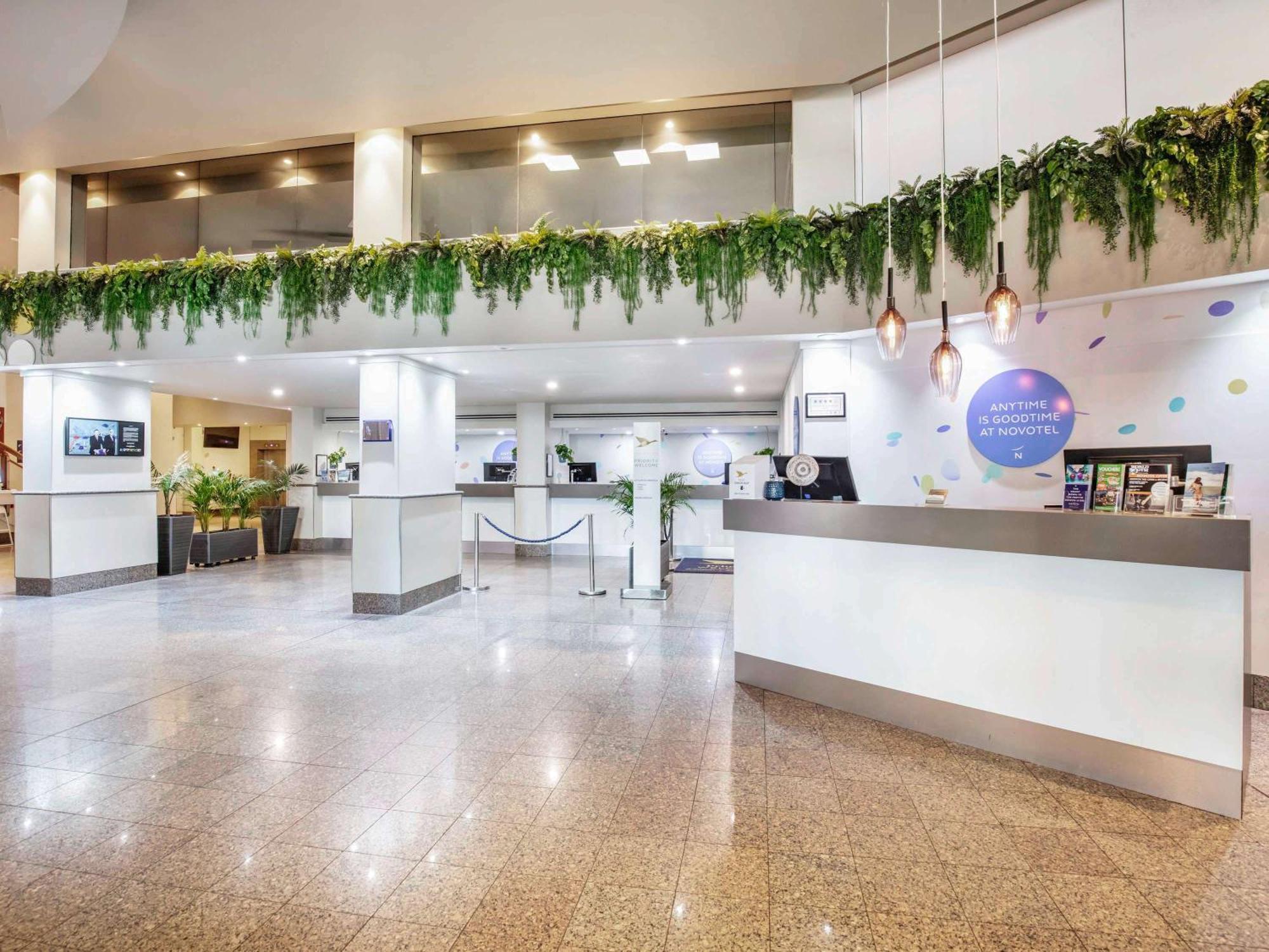 Novotel Surfers Paradise Hotel