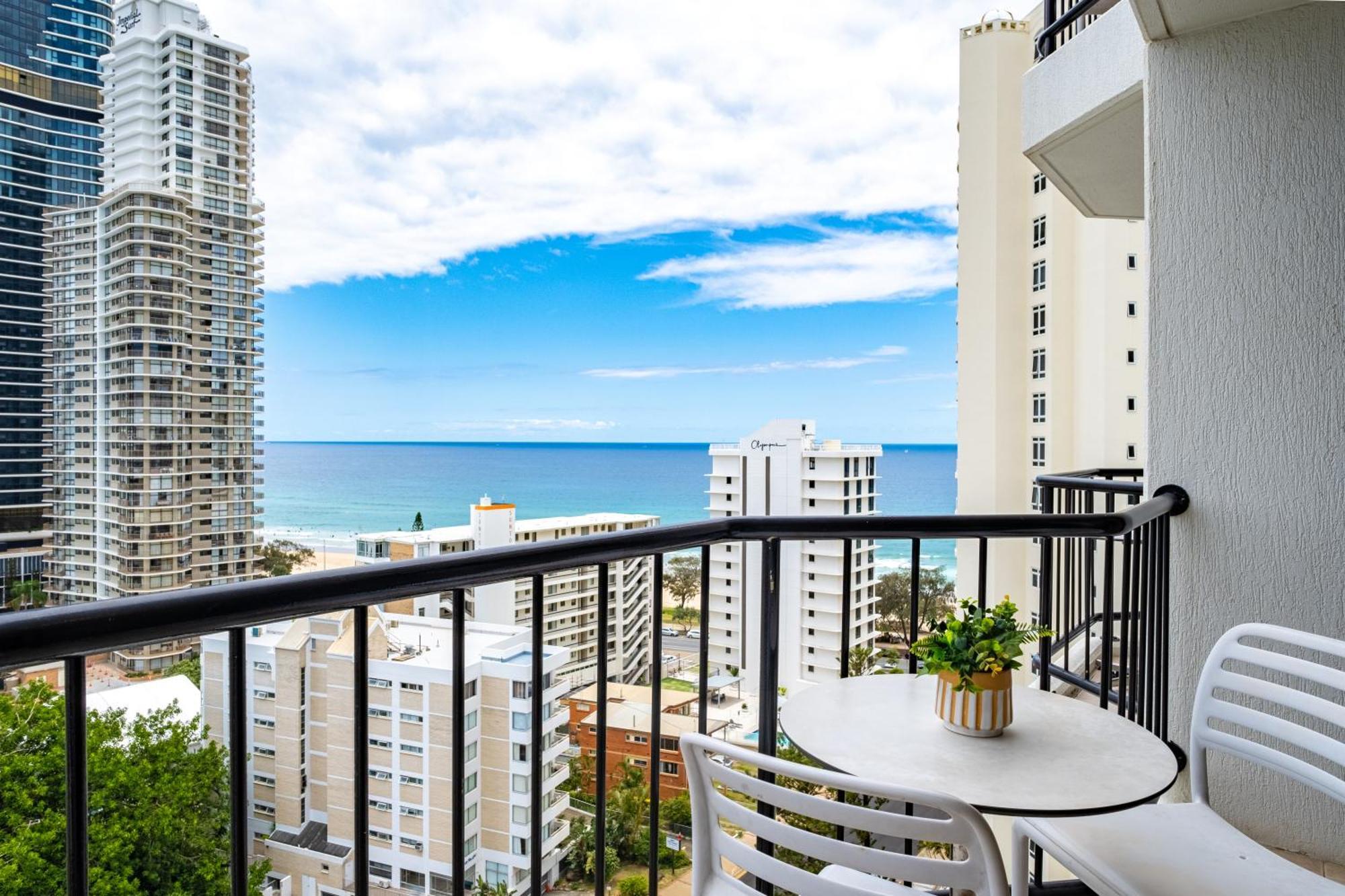 Ocean Front Studio, 2beds, Free Wi-fi