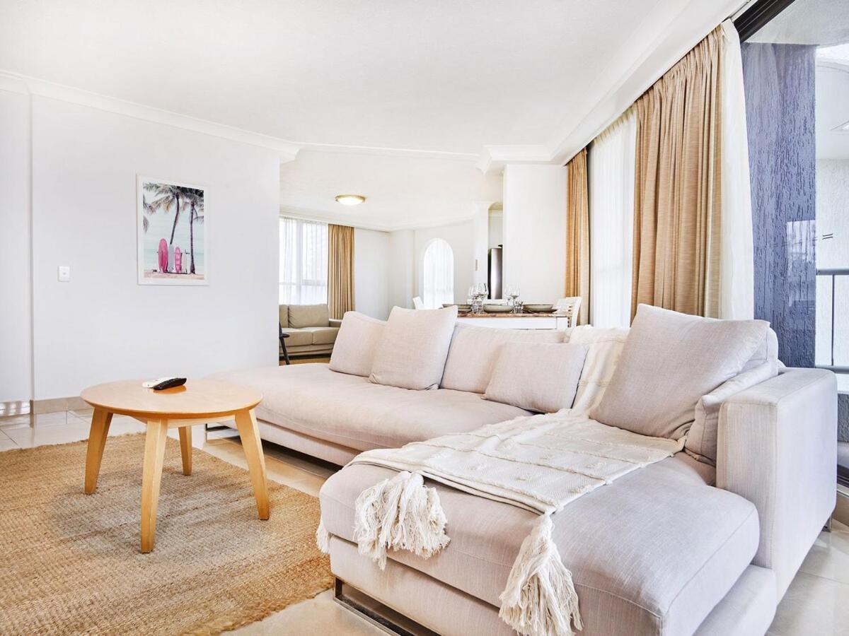 Renovated Beachside 2-bedroom Apartamento *