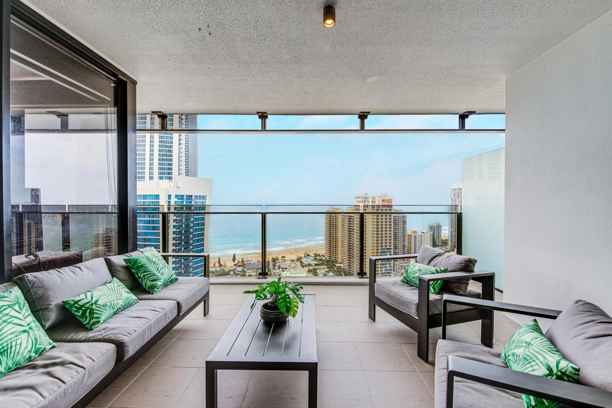 Circleoncavill Luxury 2 Bed Ocean View Parking Gold Coast