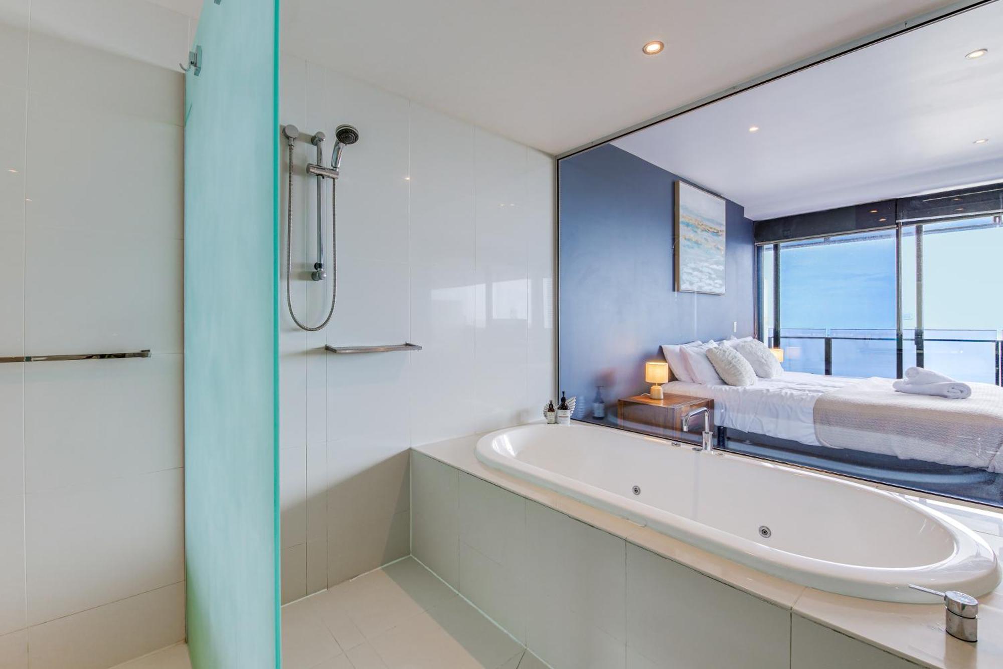 Apartment Circleoncavill Luxury 2 Bed Ocean View Parking *