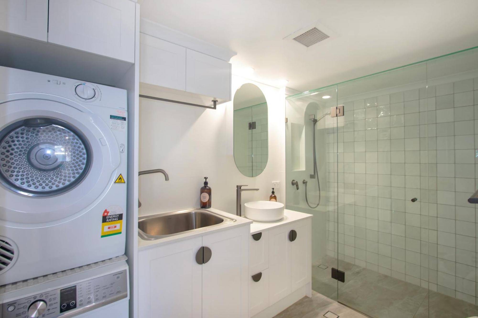 Sandcastles On Currumbin Beachfront, 4*